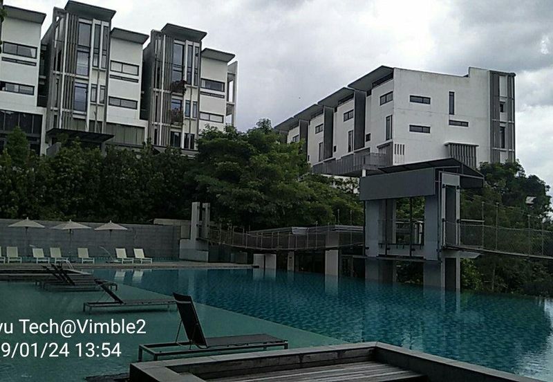 The Mansions @ Parkcity Heights