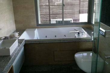 10 Mont Kiara (MK10)