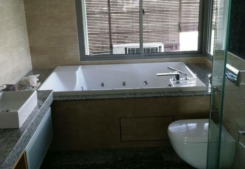 10 Mont Kiara (MK10)