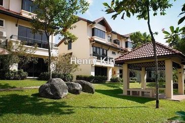 Desa ParkCity (Nadia Parkfront Condominium)