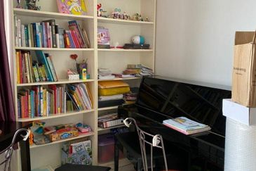 Desa ParkCity (Nadia Parkfront Condominium)