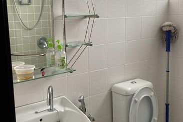 Desa ParkCity (Nadia Parkfront Condominium)