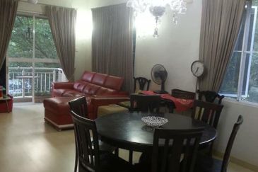 Desa ParkCity (Adora)