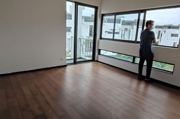 The Mansions @ Parkcity Heights