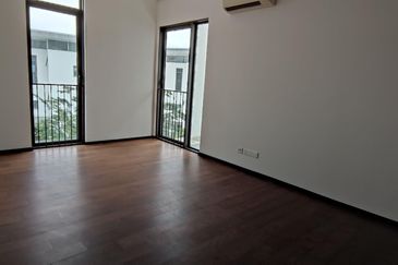 The Mansions @ Parkcity Heights