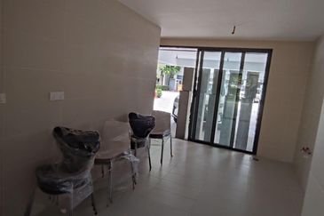 The Mansions @ Parkcity Heights