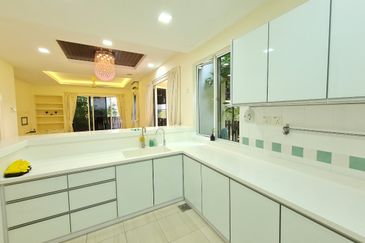 Desa ParkCity (Adora)