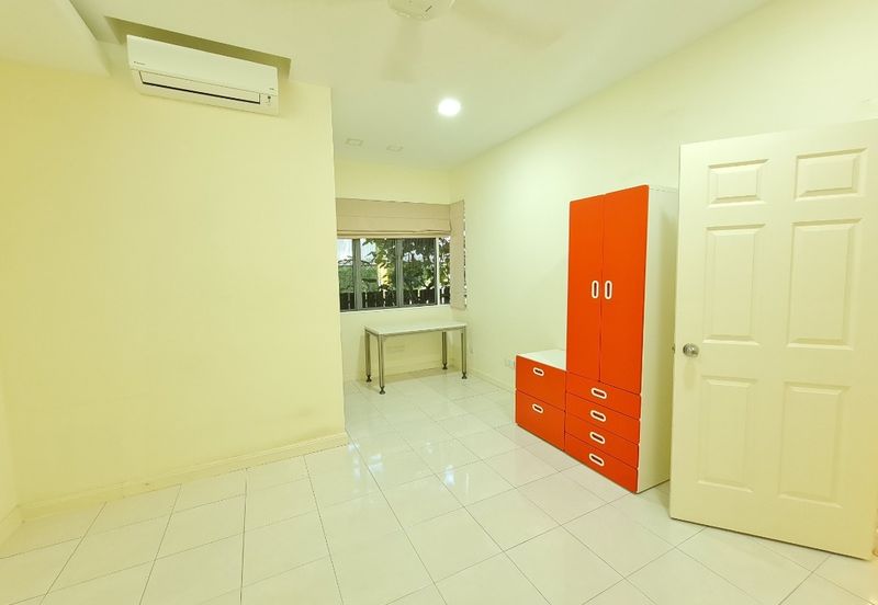 Desa ParkCity (Adora)