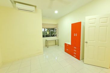 Desa ParkCity (Adora)