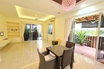 Desa ParkCity (Adora)