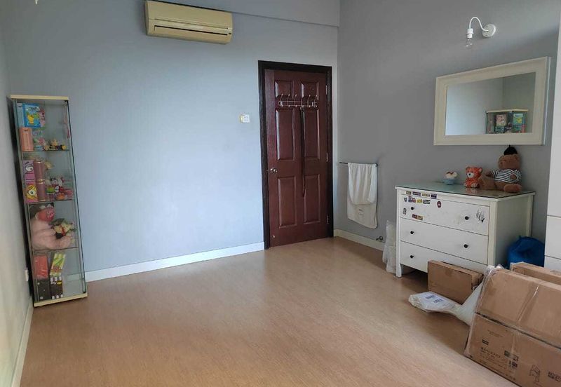 Desa ParkCity (Nadia Parkfront Condominium)