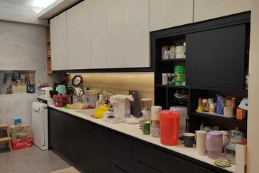 Desa ParkCity (Nadia Parkfront Condominium)