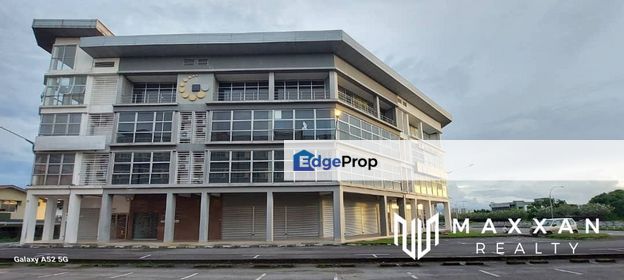 3-Storey Shoplots in Jalan Kuching Await Your Vision, Sarawak, Kuching