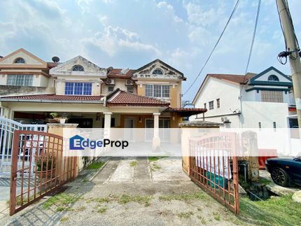 End Lot 2 Storey Terrace in Taman Putra Budiman Balakong, Selangor, Balakong