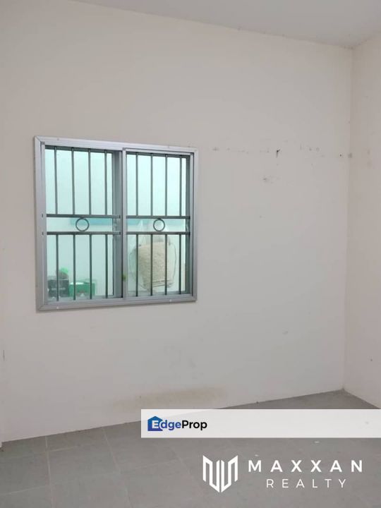 Single Storey Intermediate in  Taman Berlian Stabil, Kota Samarahan, Sarawak, Kota Samarahan