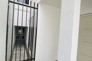 Duta Villa, Presint 14