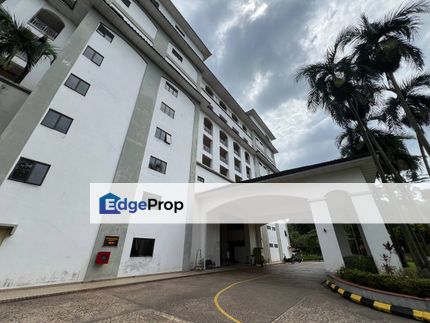 Sri Alam Condominium Shah Alam Renovated Facing Pool, Selangor, Shah Alam