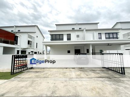 Sejati Lakeside Cyberjaya 2.5 Storey Semi Detached House For Sale, Selangor, Cyberjaya