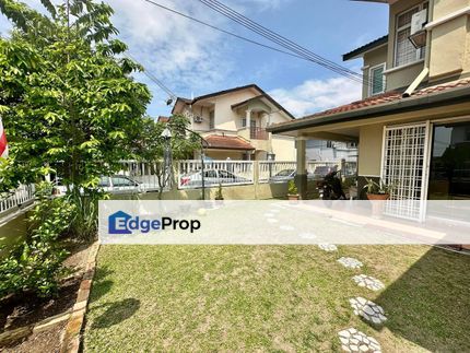 End Lot Unit with Land Double Storey  Bandar Putra Permai Seri Kembangan For Sale , Selangor, Seri Kembangan