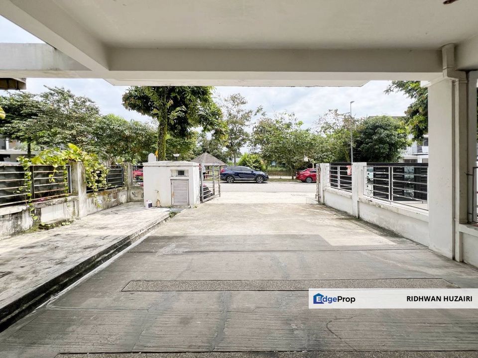 Kampung Paya Jaras Tengah 2 Storey Superlink Terrace House For Sale, Selangor, Shah Alam