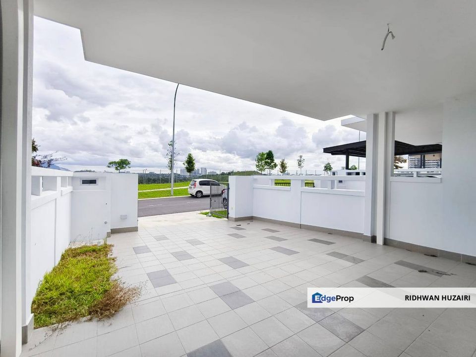 Facing Open Double Storey House Aderyn Setia Alamsari Bangi, Selangor, Bangi