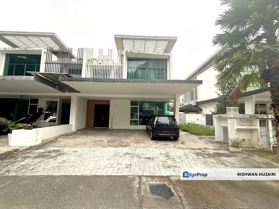 Cassia Garden Residence Double Storey Semi Detached House For Sale, Selangor, Cyberjaya