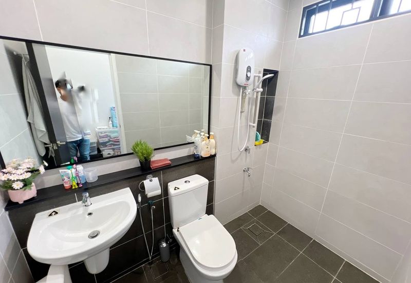 Elmina Green Three @ City of Elmina