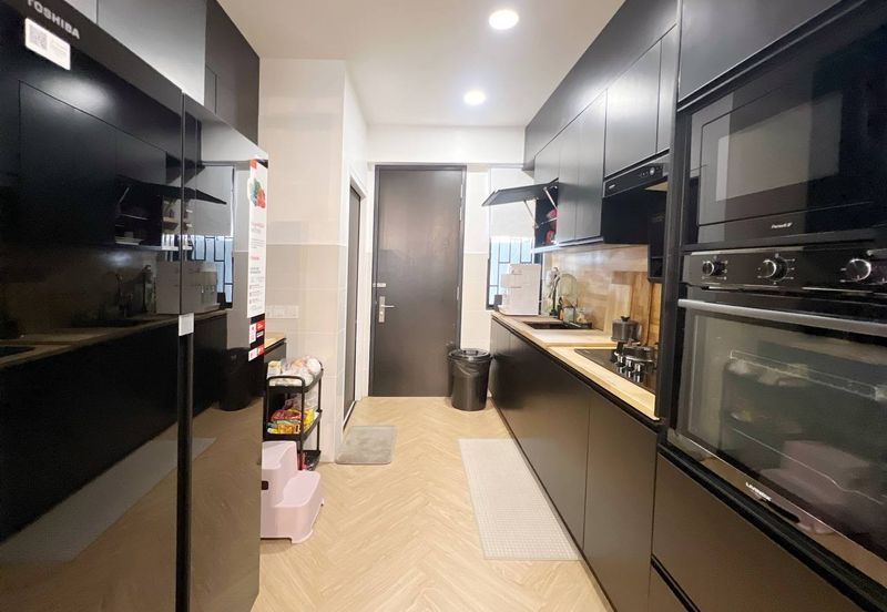 Elmina Green Three @ City of Elmina