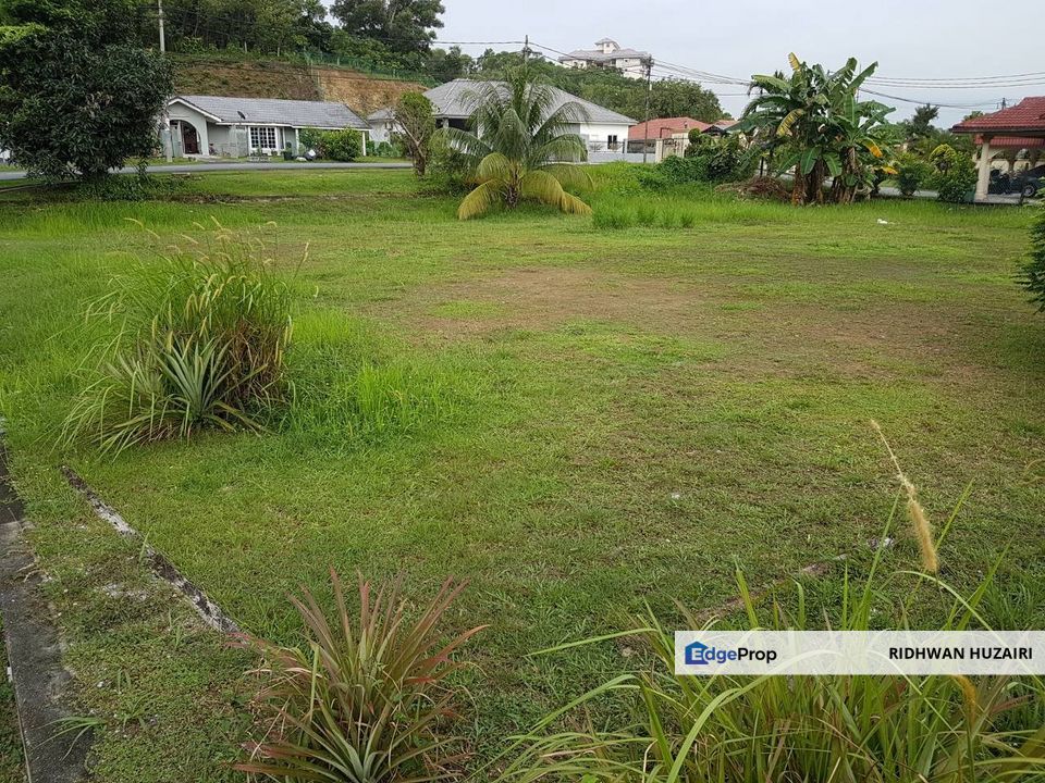 Taman Tenaga Puchong Bungalow Lot Corner For Sale, Selangor, Puchong