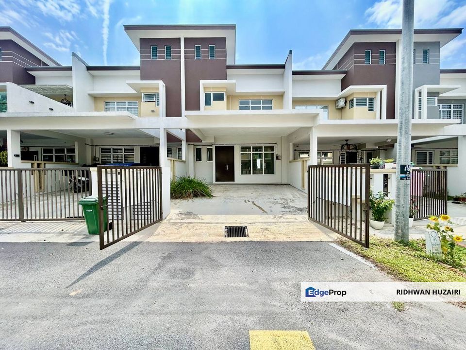 Double Storey Terraced House D’Cendana Bandar Tasik Kesuma  , Selangor, Beranang
