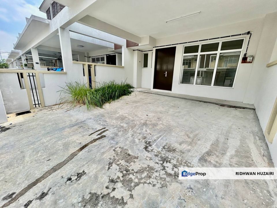 Double Storey Terraced House D’Cendana Bandar Tasik Kesuma  , Selangor, Beranang