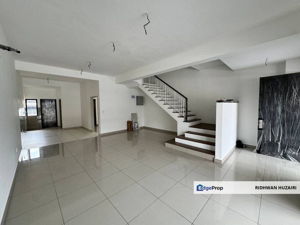 Double Storey Terrace House Bandar Bukit Raja, Selangor, Klang