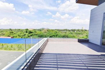 Broadleaf Residences, Hometree