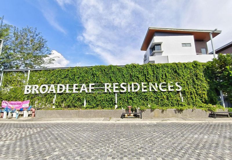 Broadleaf Residences, Hometree