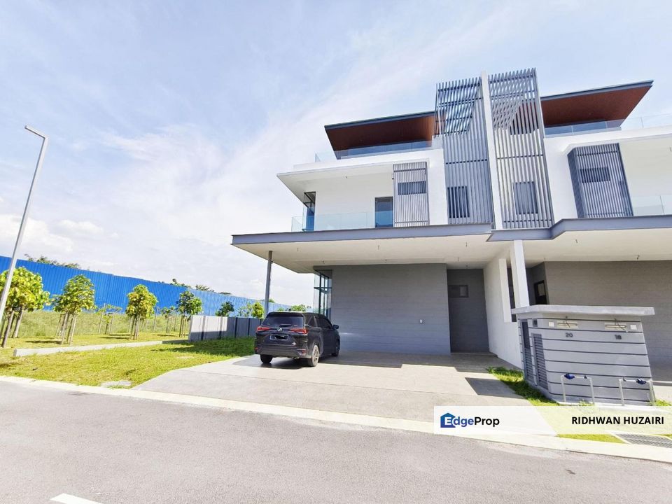 Broadleaf Residence 3 Storey Semi D House For Sale, Selangor, Kota Kemuning