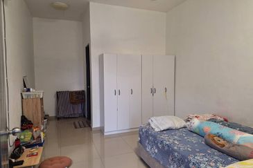 Albury 2, Taman Tasik Senangin