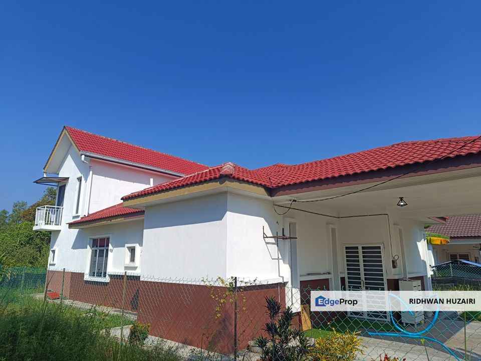 Taman Tasik Senangin Bungalow 1.5 Storey For Sale, Negeri Sembilan, Lenggeng