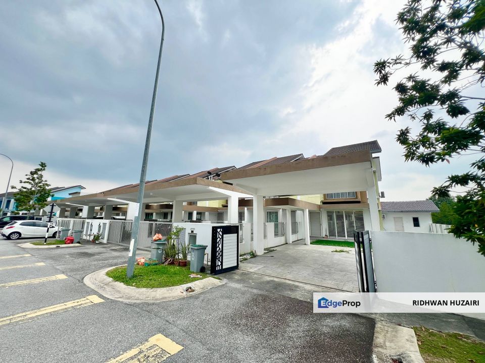 Double Storey Terrace House Pristine 2 Timur Bandar Baru Enstek , Negeri Sembilan, Seremban