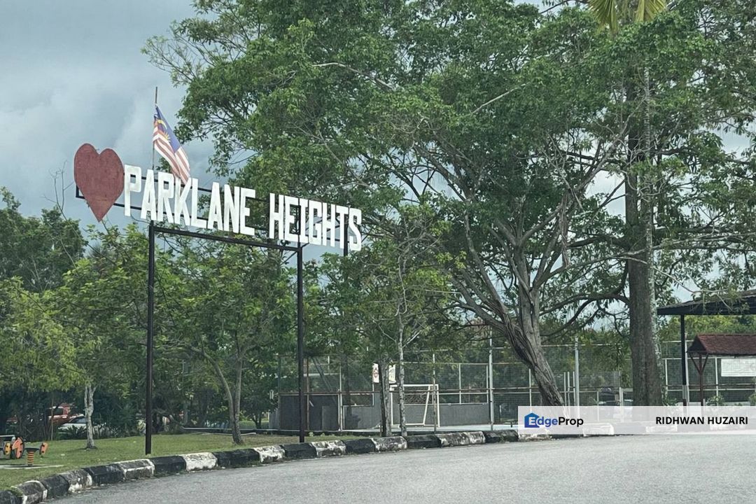 Double Storey Terrace House Parklane Heights Bandar Tasik Puteri, Selangor, Rawang