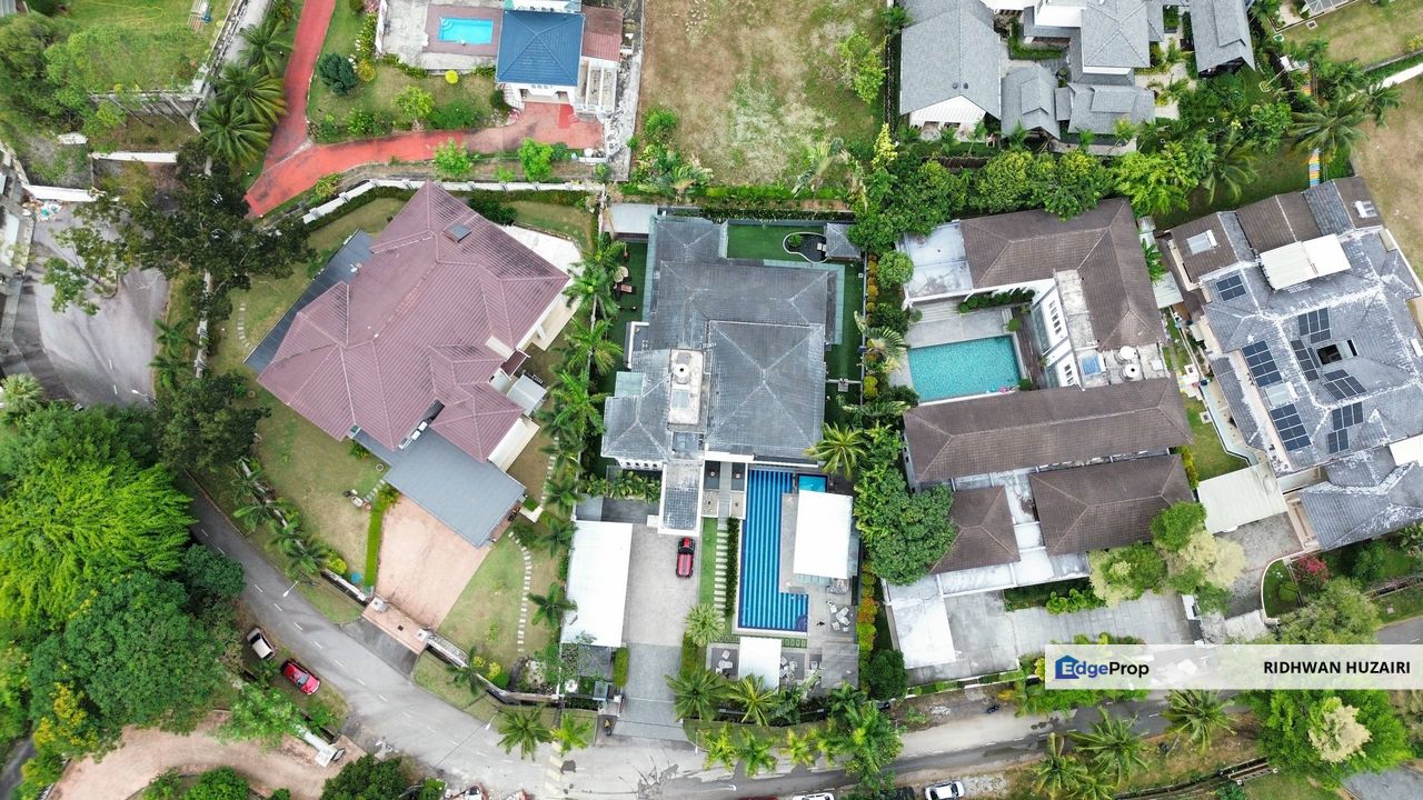 Fully Renovated 2.5 Storey Bungalow House Country Heights Kajang , Selangor, Country Heights