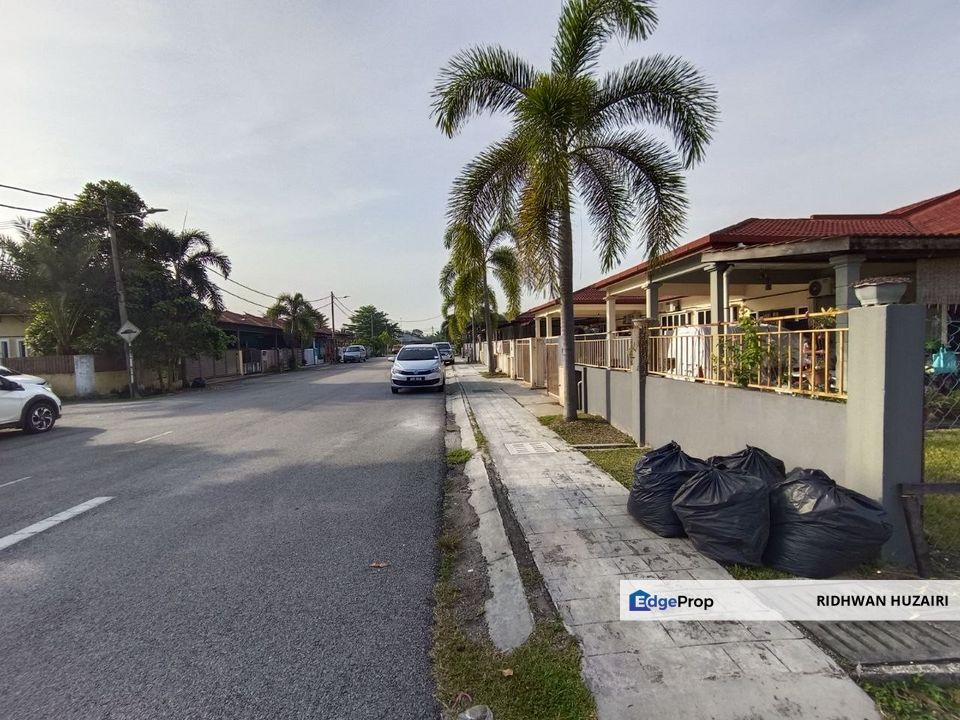 End Lot Single Storey Taman Meru Permai Meru Klang, Selangor, Klang
