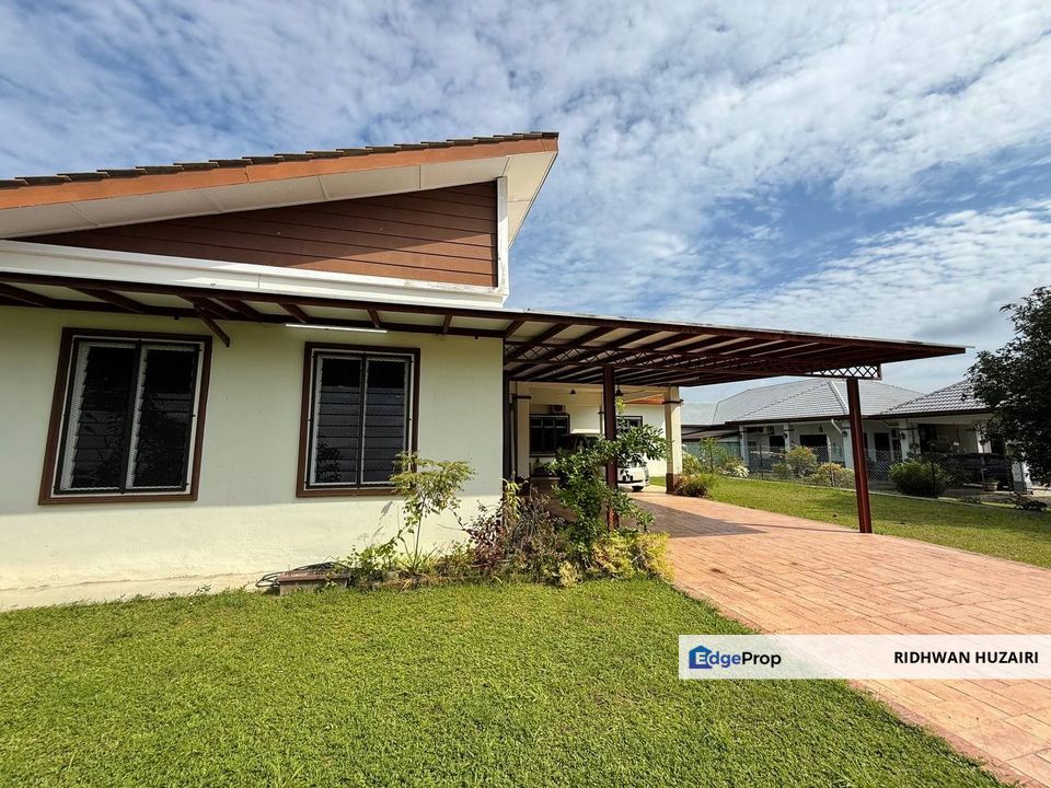 Idaman Villa Bandar Sri Sendayan Single Storey Bungalow House For Sale, Negeri Sembilan, Seremban