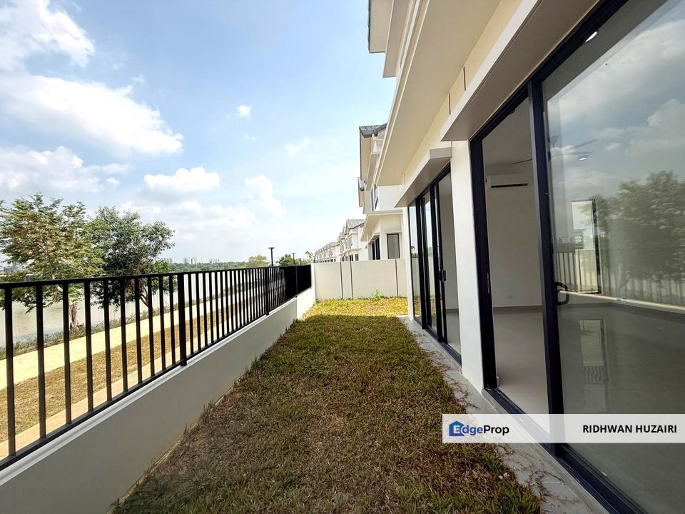 Sejati Lakeside 2 Double Storey Semi Detached House For Sale, Selangor, Cyberjaya