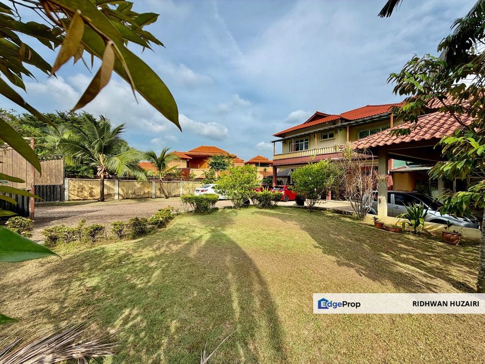 Double Storey Bungalow Jalan Pelangi Pagi Country Heights Kajang, Selangor, Country Heights