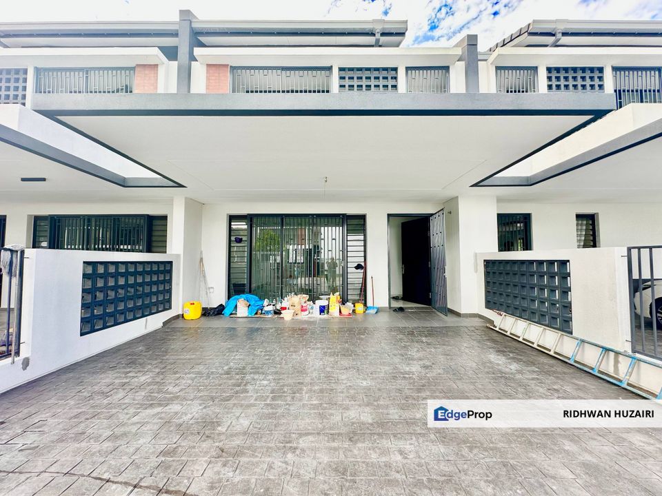 Superlink Double Storey Jalan Cassia Elmina Green 6 Seksyen U17 Elmina West, Selangor, Shah Alam