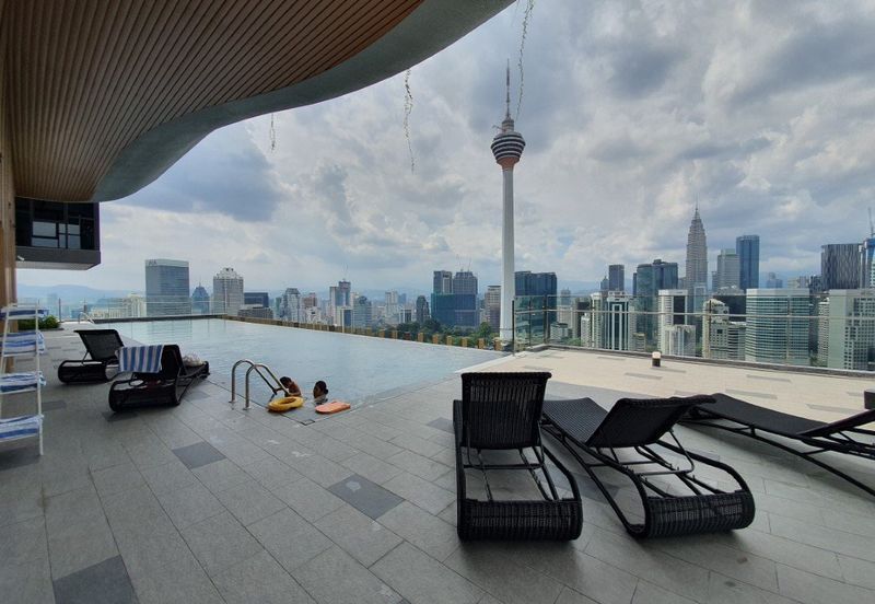 EXSIM | Ceylonz Suites