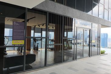 EXSIM | Ceylonz Suites