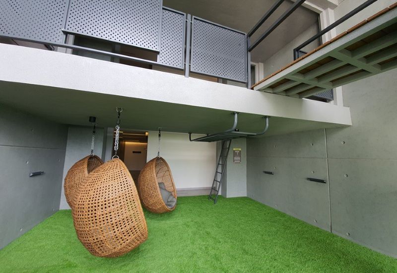 EXSIM | Ceylonz Suites