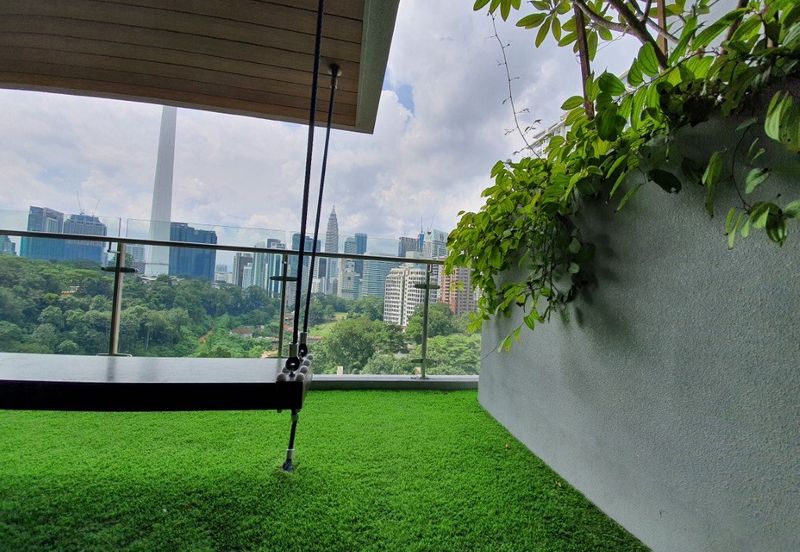 EXSIM | Ceylonz Suites