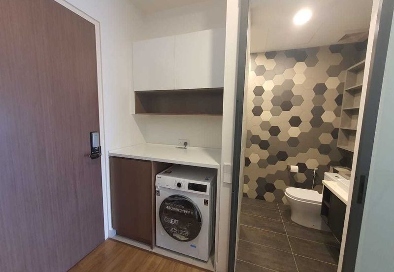 EXSIM | Ceylonz Suites